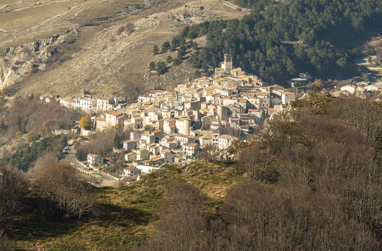 Castel del Monte4 - COMUNE CASTEL DEL MONTE.jpg