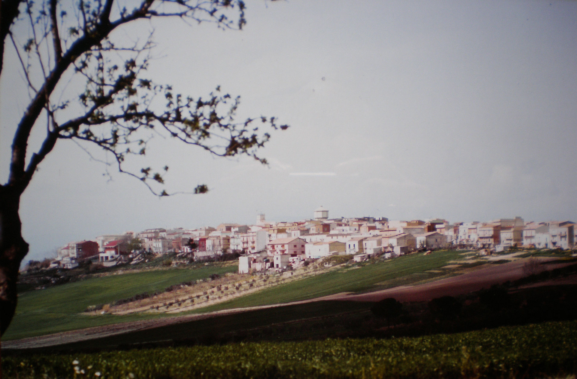 castelluccio dei sauri.jpg